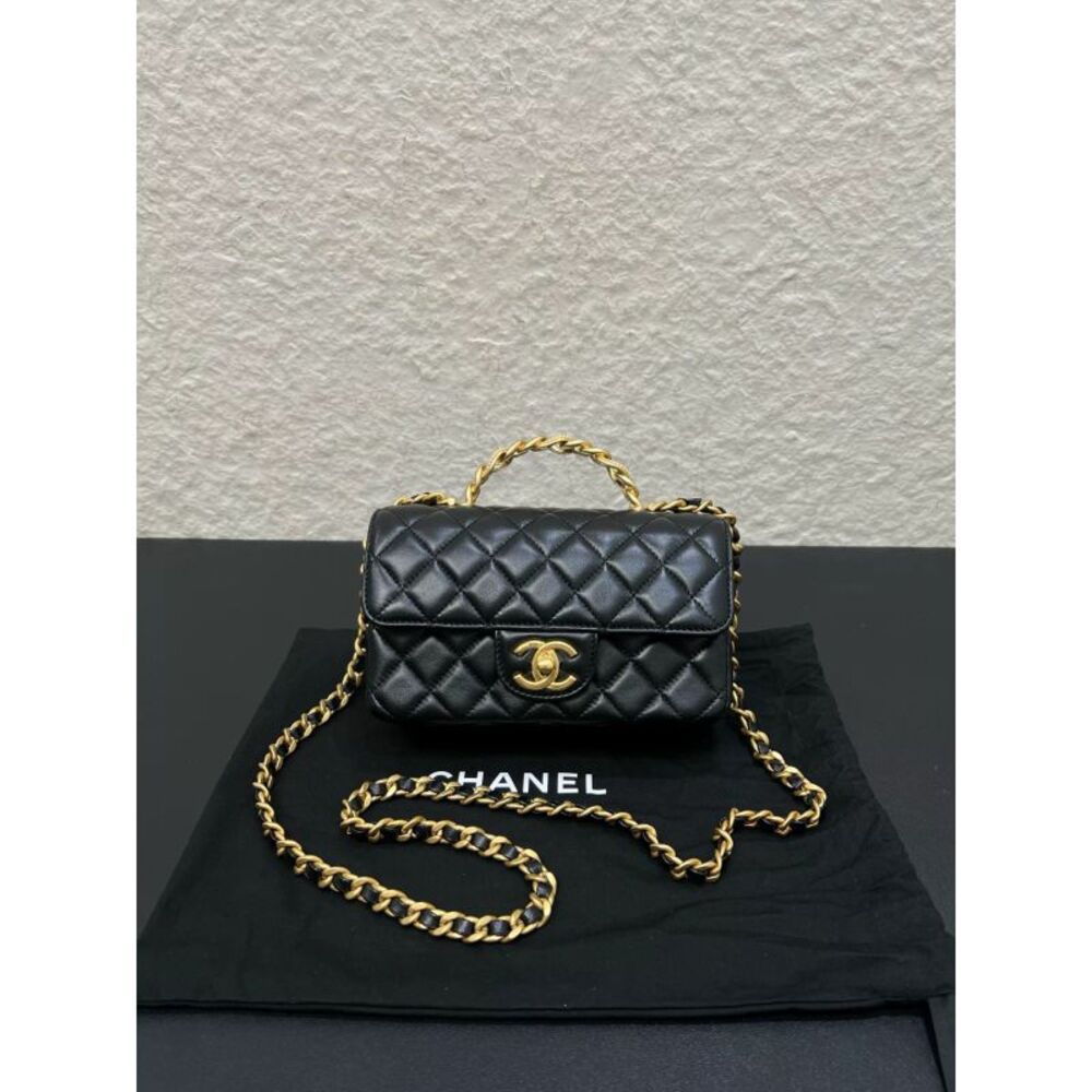 Chanel Women Pre-Loved Bag Brand New Condition
